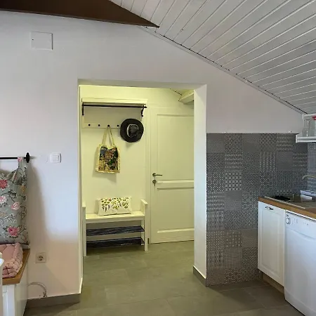 Apartmán Joyful With Beautiful View - Byta Leut Privlaka (Zadar)