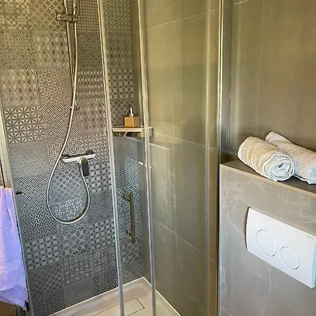 Apartmán Joyful With Beautiful View - Byta Leut Privlaka (Zadar)