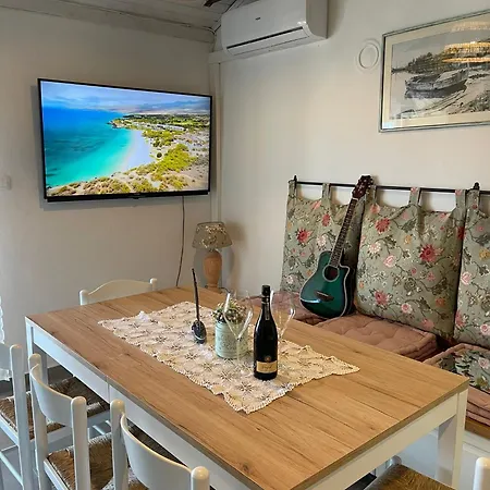 Joyful With Beautiful View - Byta Leut Apartmán Privlaka (Zadar)