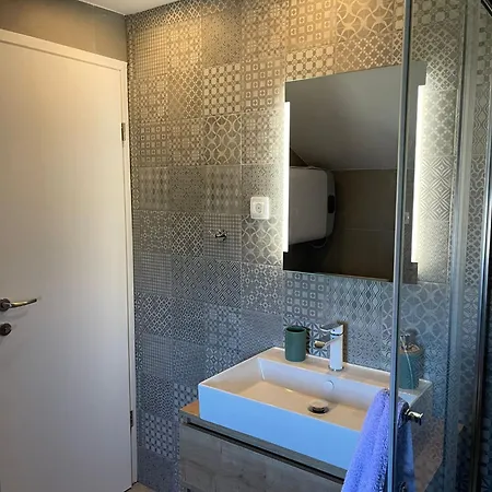 Apartmán Joyful With Beautiful View - Byta Leut Privlaka (Zadar)