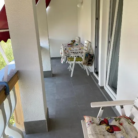 Joyful With Beautiful View - Byta Leut * Privlaka (Zadar)