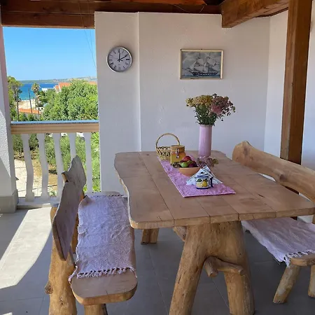 Appartamento Joyful With Beautiful View - Byta Leut